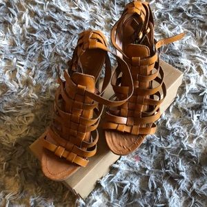 Nine West heel sandals. Women’s size 9 1/2.